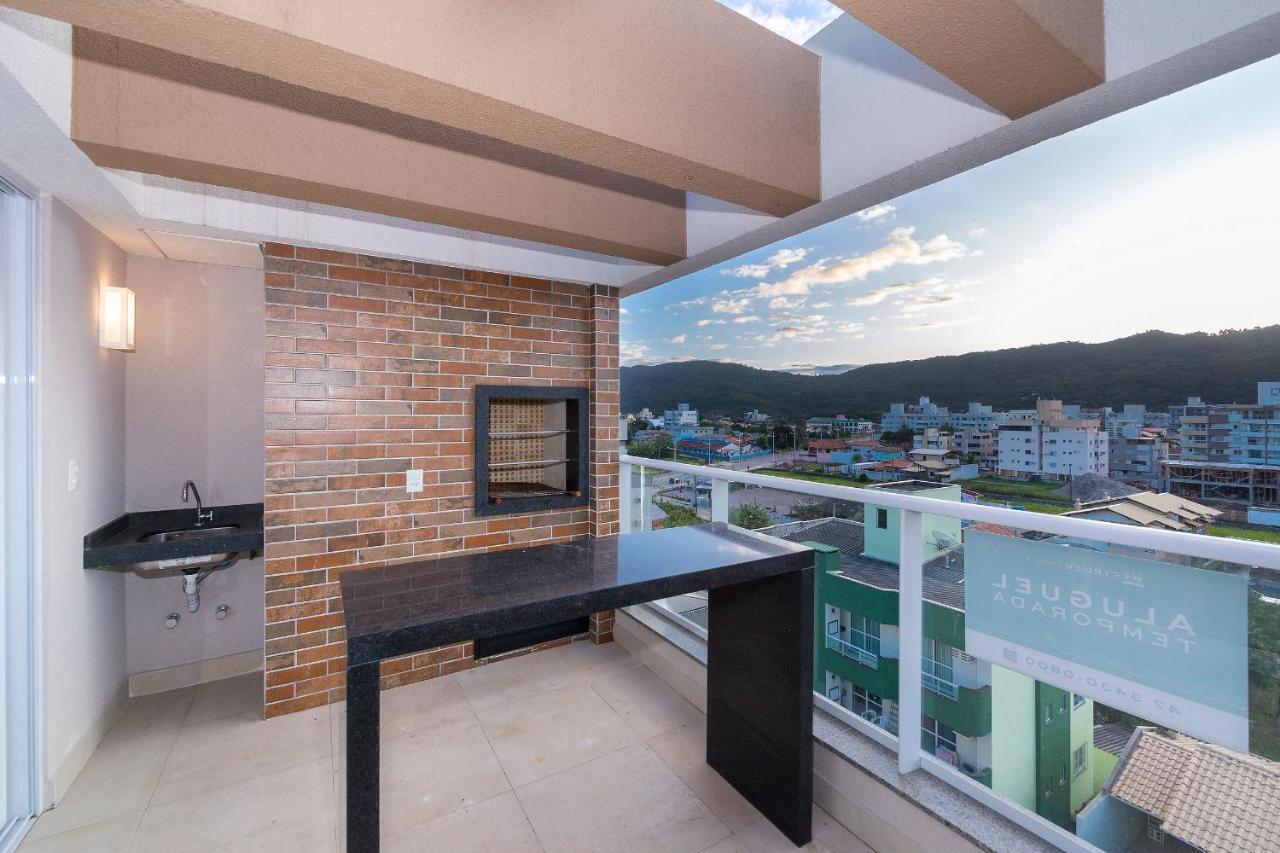 Terrazzo 602B - Cobertura duplex à poucos metros da praia de Bombas - Condomínio com piscina - Academia - Solário Bombinhas Exterior foto