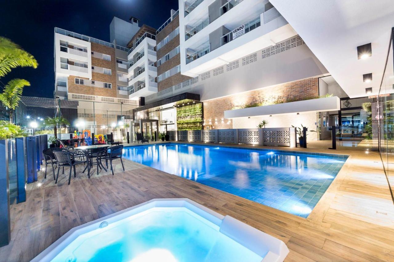 Terrazzo 602B - Cobertura duplex à poucos metros da praia de Bombas - Condomínio com piscina - Academia - Solário Bombinhas Exterior foto