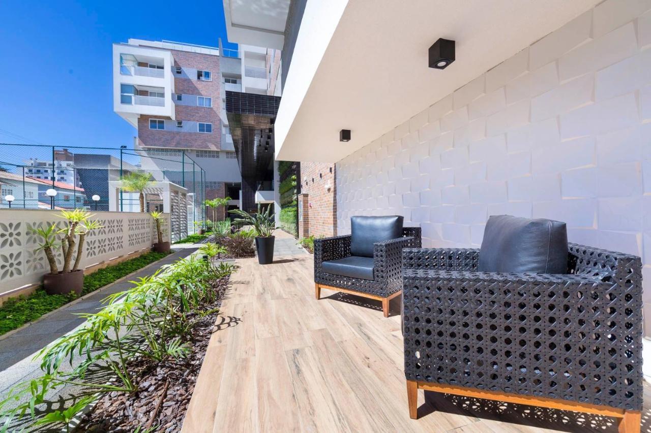 Terrazzo 602B - Cobertura duplex à poucos metros da praia de Bombas - Condomínio com piscina - Academia - Solário Bombinhas Exterior foto